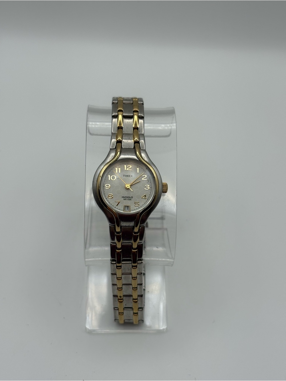 Vintage‎ Timex Two-Tone Women's Stainless Steel Watch Honeycomb Date Dial